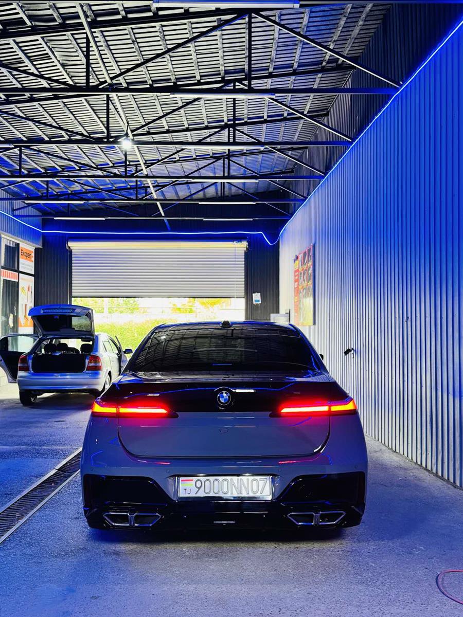 BMW 7 Series F01 / F02 (2009-2015) Upgrade  2024 G70 7 series , , , 